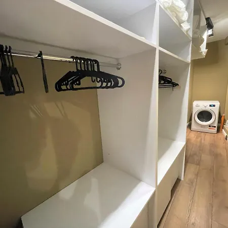 Cathedral View Flat *